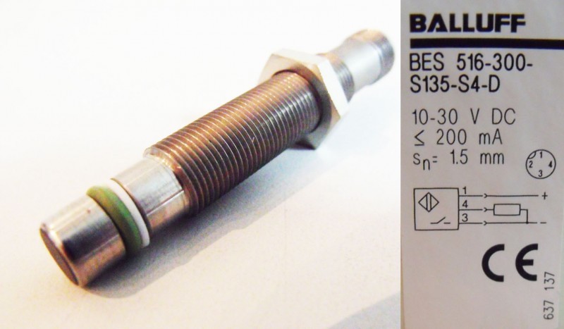 Balluff 516-300-S135-S4-D Induktiver Näherungsschalter